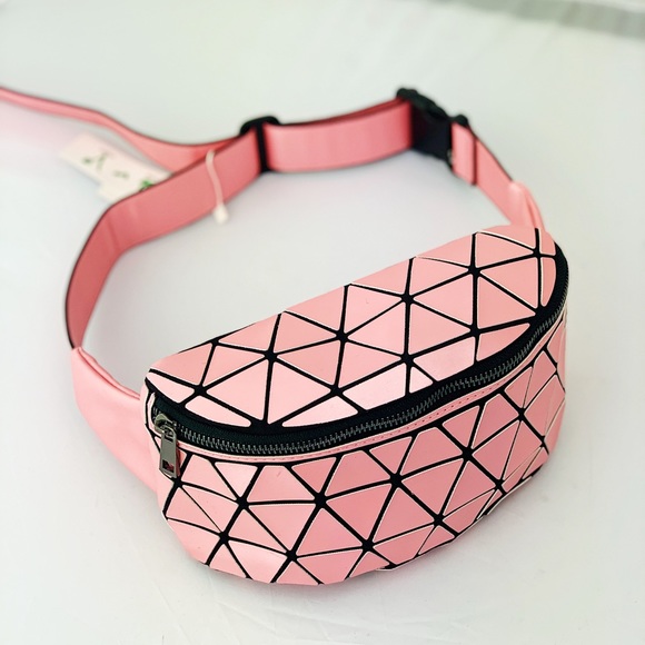 Pink Geometric Fanny Pack /Belt Bag/ Satchel re - Picture 7 of 8